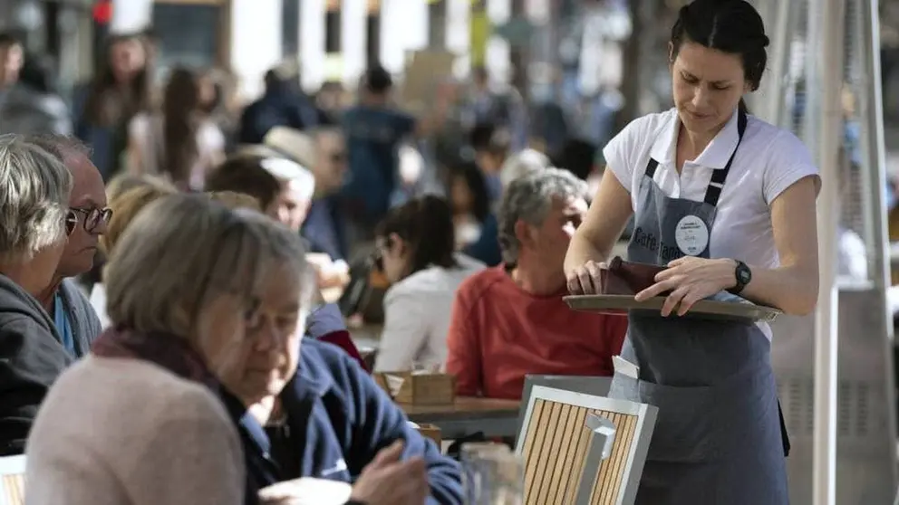 Andaluc&iacute;a lidera la ca&iacute;da del paro en febrero en Espa&ntilde;a con 4.110 desempleados menos
