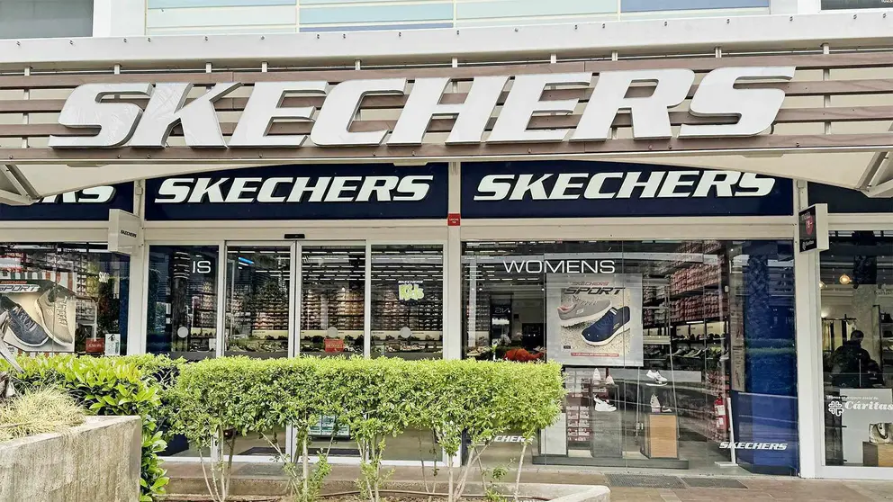 Tienda Skechers en Parque Comercial Luz Shopping de Jerez - Cristo Garc&iacute;a para El MIRA