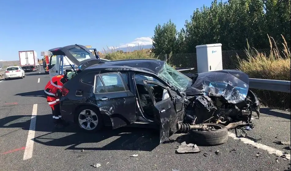 Muere un hombre que circulaba en sentido contrario tras chocar contra otro coche en C&oacute;rdoba