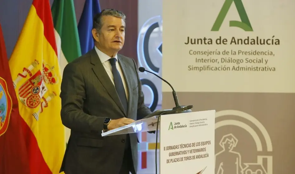 Antonio Sanz ha arremetido duramente contra el Gobierno de Espa&ntilde;a