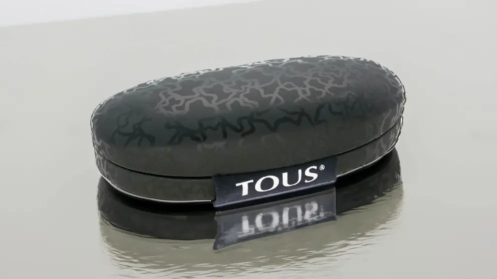 Caja de gafas de sol TOUS