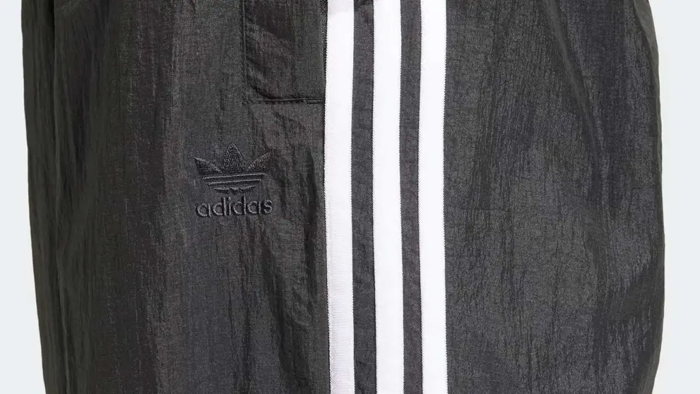 Pantal&oacute;n Woven Ballon de Adidas