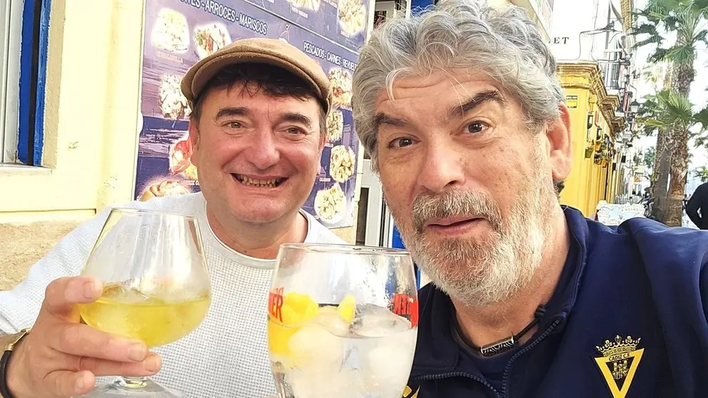 Jos&eacute; Guerrero Yuyu, en una foto reciente con El Sheriff (1)