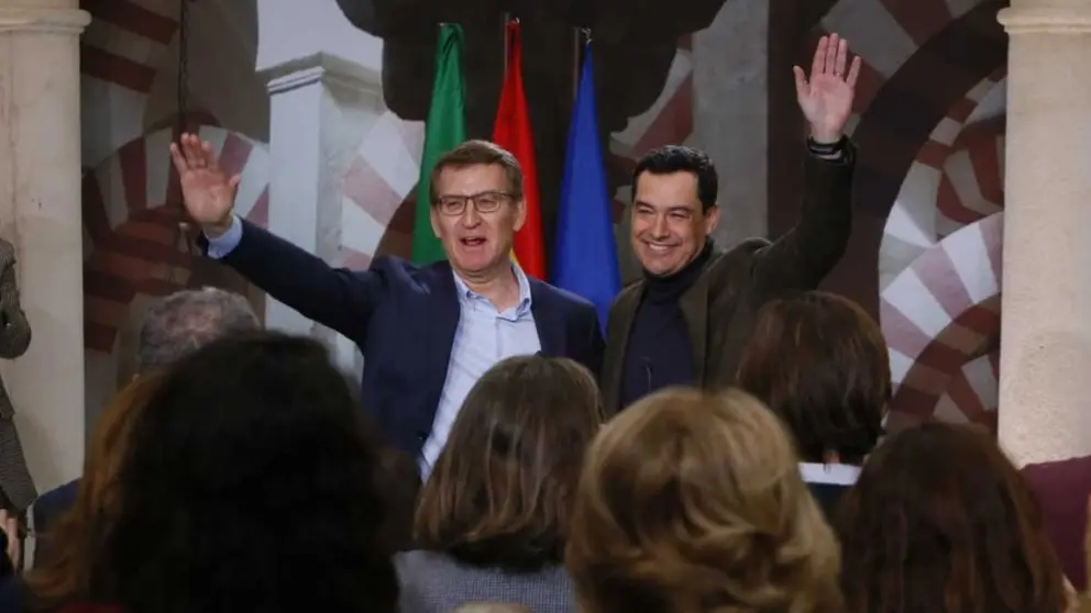 Alberto N&uacute;&ntilde;ez Feij&oacute;o y Juanma Moreno