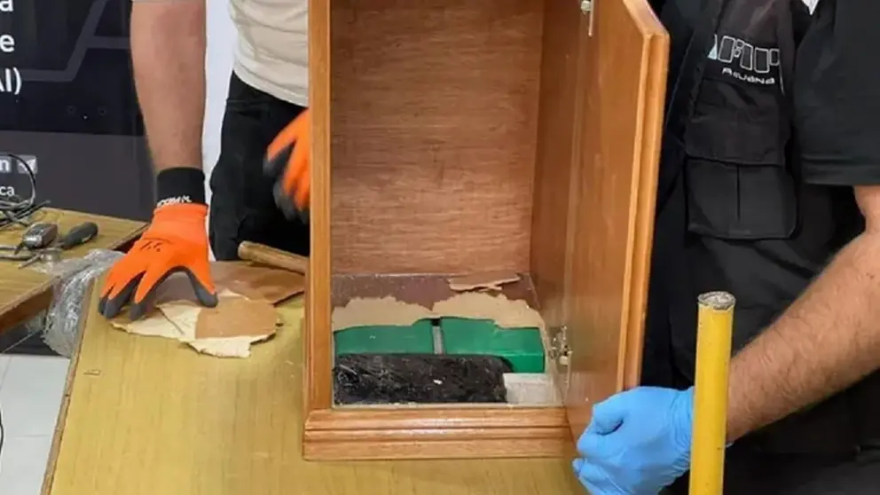 As&iacute; introducen en Algeciras 150 kilos de coca&iacute;na en fondos de muebles desde Sudam&eacute;rica