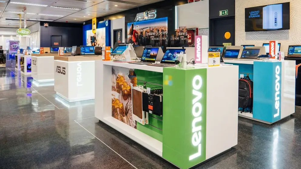 Departamento de electr&oacute;nica y electrodom&eacute;sticos de El Corte Ingl&eacute;s