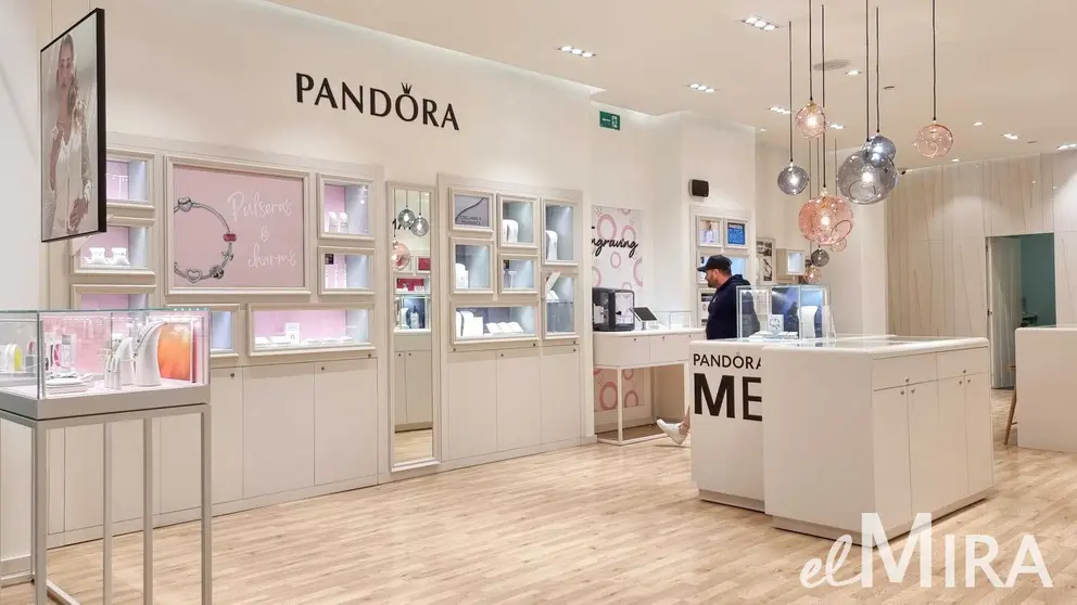 Joyer&iacute;a Pandora de pulseras y charms