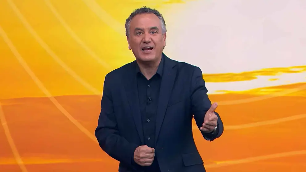 Roberto Brasero da la predicci&oacute;n del tiempo meteorol&oacute;gico en Antena 3