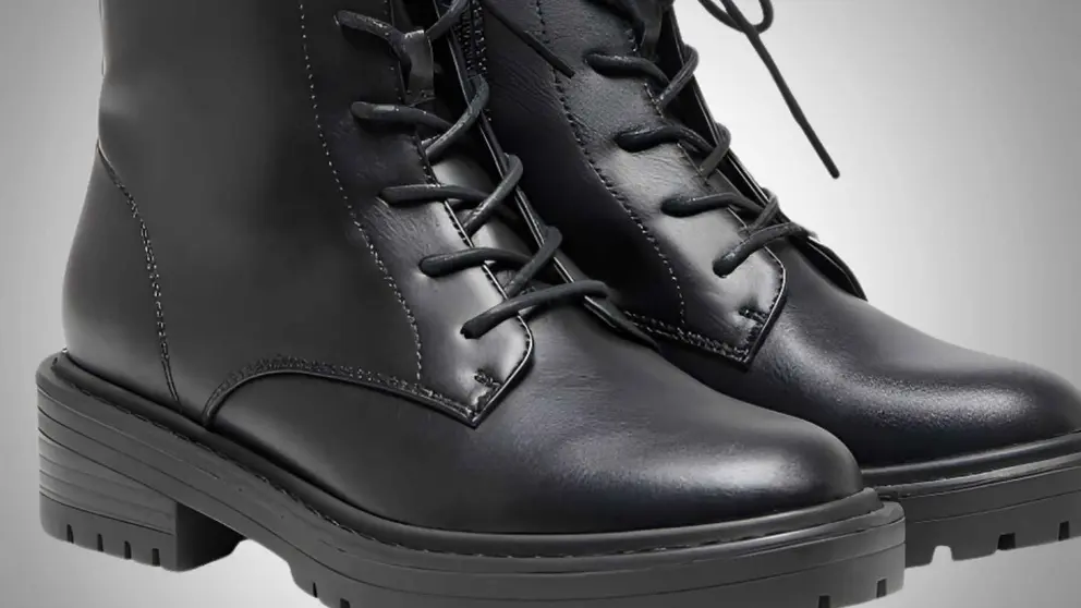 Botines de polipiel con cordones Only de Springfield