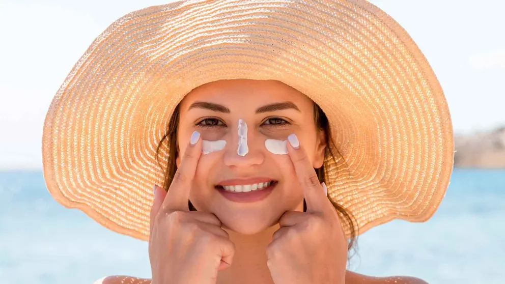 Crema solar facial con color Deliplus FPS 50&nbsp;de Mercadona