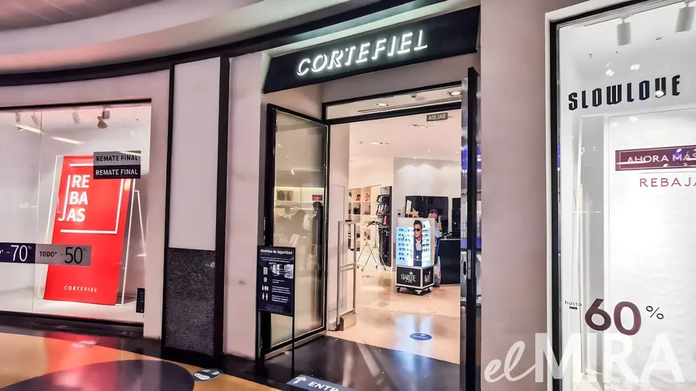 Tienda Cortefiel en Centro Comercial &Aacute;rea Sur en Jerez