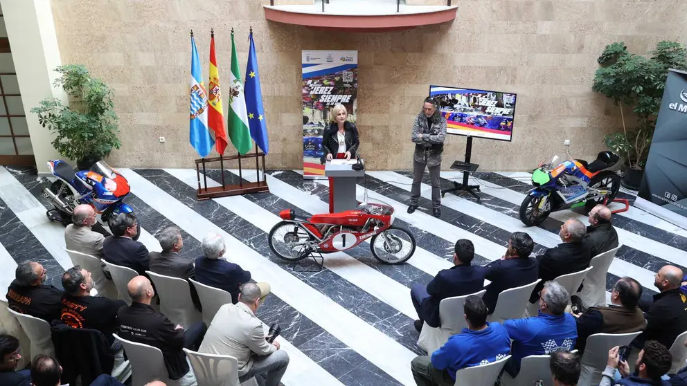 Garc&iacute;a-Pelayo presenta actividades del Gran Premio de MotoGP | Cristo Garc&iacute;a