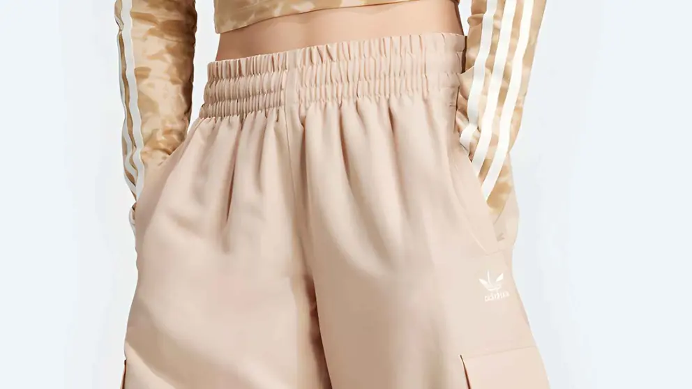 El nuevo pantal&oacute;n cargo Adidas Originals Adicolor