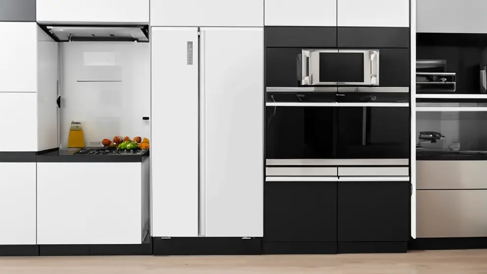 Frigor&iacute;fico Americano Hisense RS677N4BWE