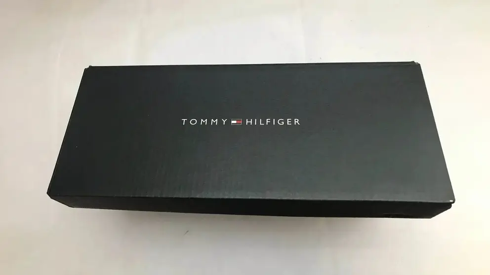 Caja de calzado de Tommy Hilfiger