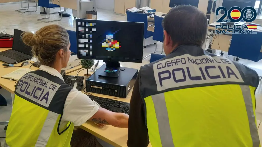 Agentes de la Polic&iacute;a Nacional