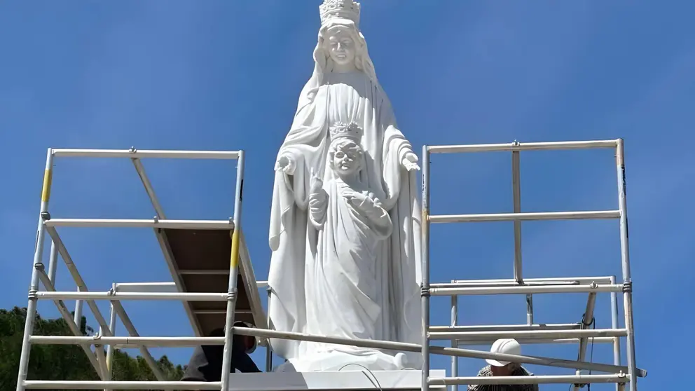 Imagen de la Virgen de los Sagrados Corazones