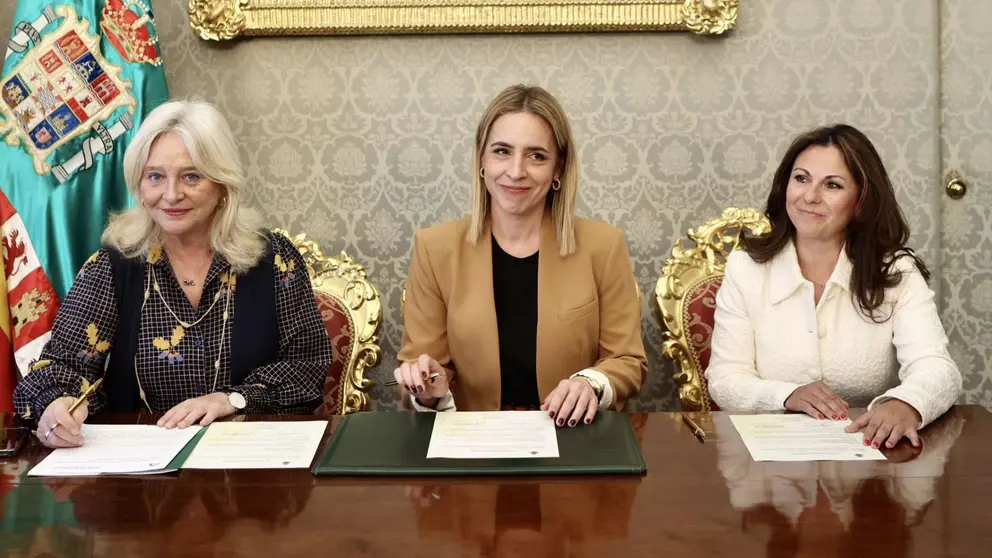 Entrega del centro de salud de El Gastor