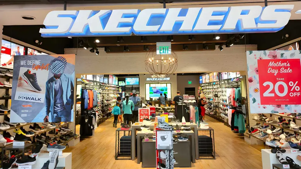 Tienda de moda y de calzado SKECHERS