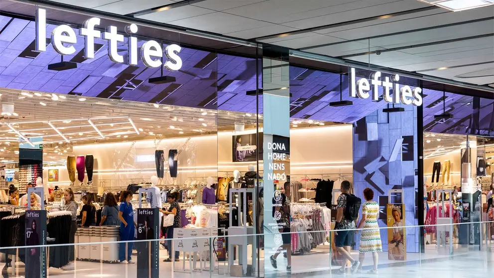 Tienda Lefties en Diagonal Mar