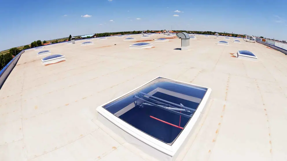 El techo de una nave en una foto de archivo