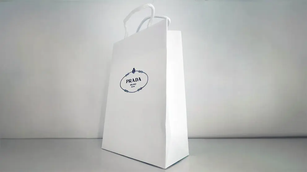 Bolsa de compra de PRADA