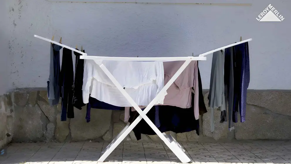 Tendedero de resina CUNCIAL de Leroy Merlin