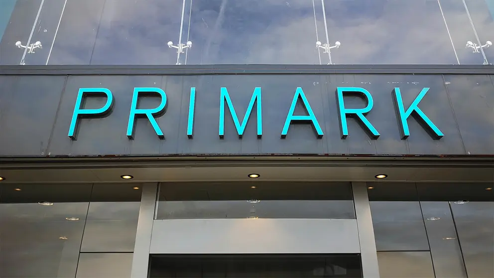 Fachada de tienda Primark