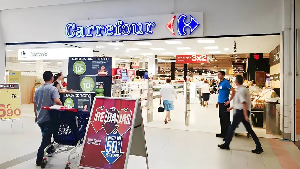 Hipermercado Carrefour en el Centro Comercial Los Llanos