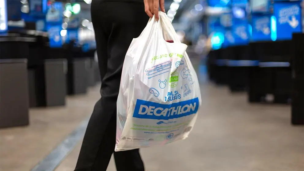 Decathlon tiene el ba&ntilde;ador que moldea tu figura perfecto para las mujeres de m&aacute;s de 40