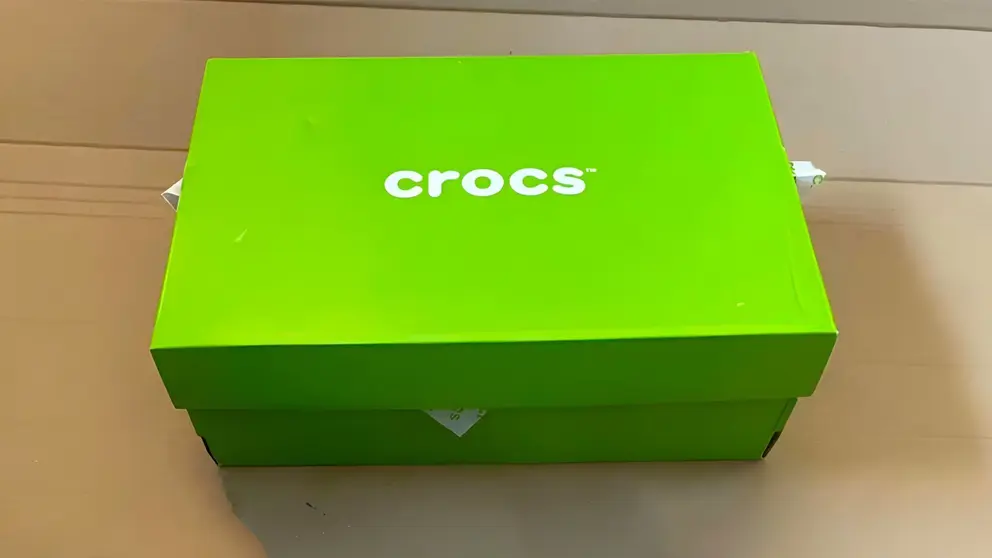 Caja de zuecos de CROCS
