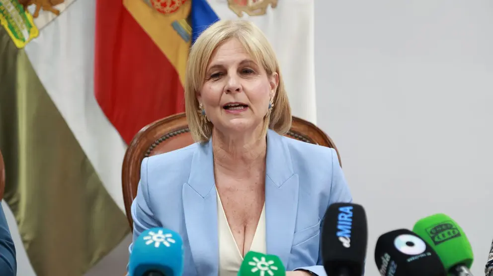 Mar&iacute;a Jos&eacute; Garc&iacute;a-Pelayo en rueda de prensa | Cristo Garc&iacute;a