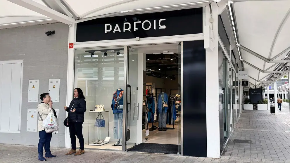 Tienda de Parfois en Parque Comercial Luz Shopping de Jerez - Cristo Garc&iacute;a para El MIRA