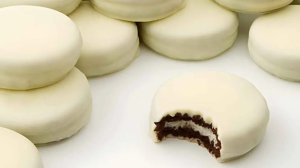 Galletas Caocream de chocolate blanco rellenas de crema de Mercadona