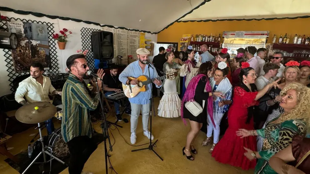 Actuaci&oacute;n en directo en la Feria del Caballo de Jerez | Cristo Garc&iacute;a