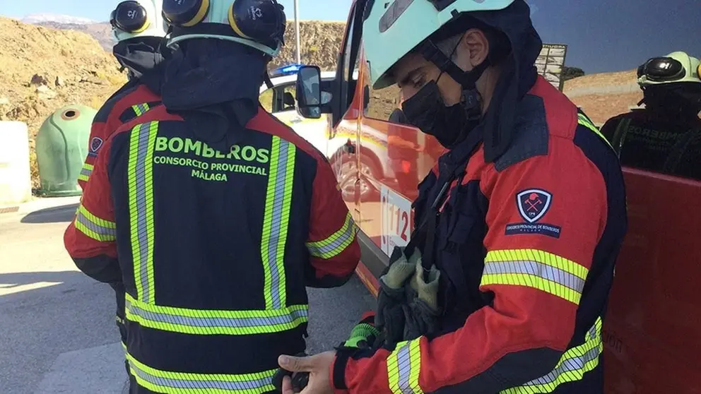 Bomberos de M&aacute;laga en una actuaci&oacute;n anterior