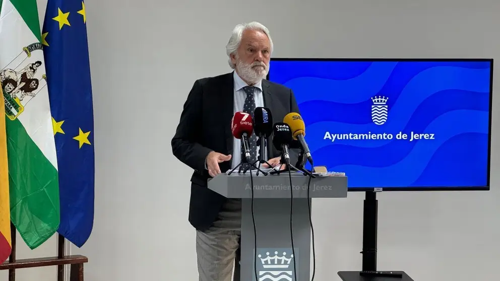 Agust&iacute;n Mu&ntilde;oz en Junta de Gobierno Local | Cristo Garc&iacute;a