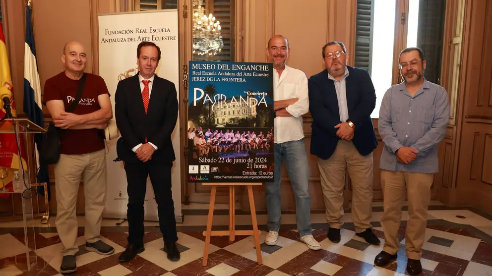 Presentaci&oacute;n del concierto de La Parranda en la Real Escuela | Cristo Garc&iacute;a
