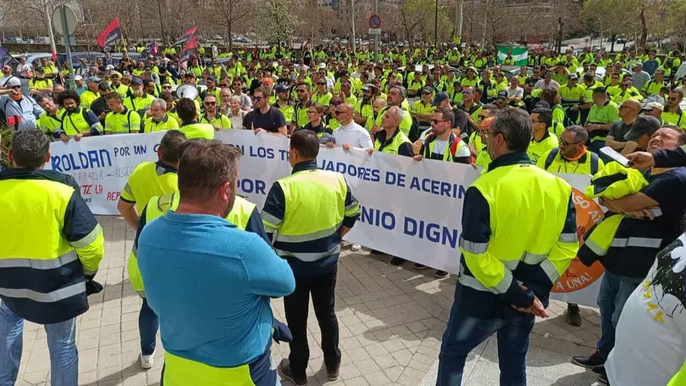 Los trabajadores de Acerinox en huelga