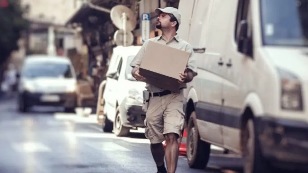 Andaluc&iacute;a busca repartidores para la inminente temporada de verano