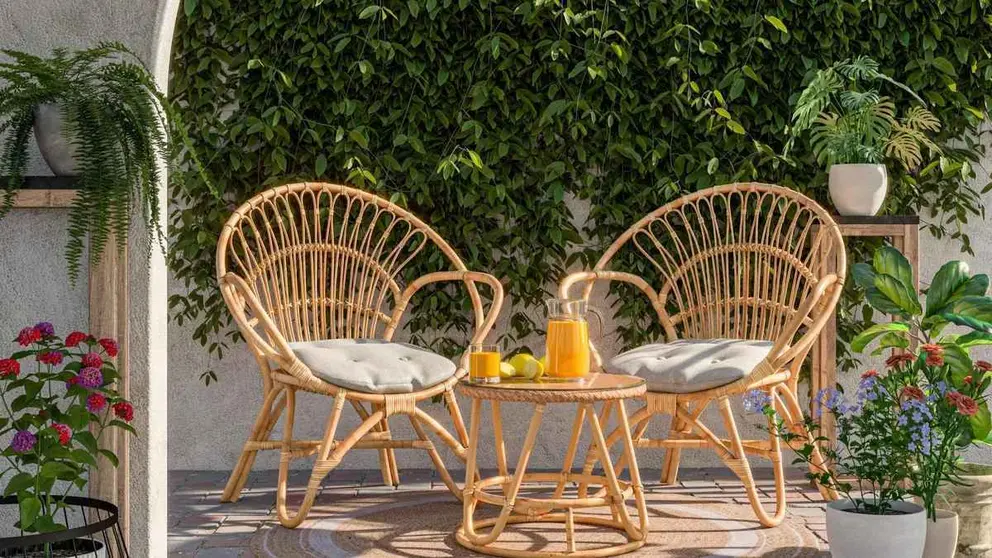 El conjunto de muebles de exterior de rat&aacute;n de Leroy Merlin