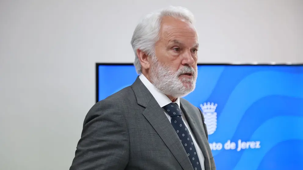 Agust&iacute;n Mu&ntilde;oz en Junta de Gobierno Local | Cristo Garc&iacute;a