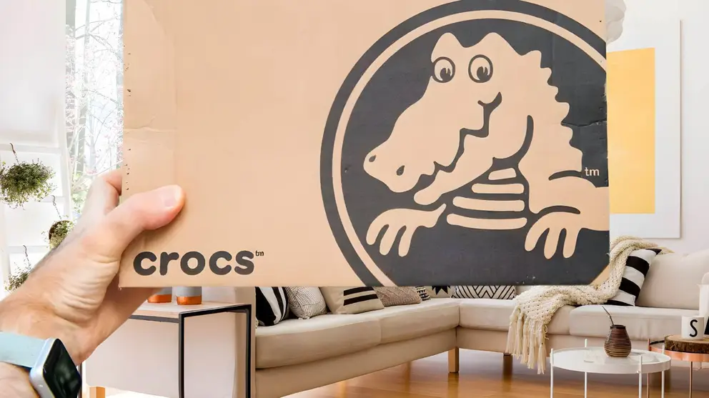 Caja de sandalias y zuecos de Crocs