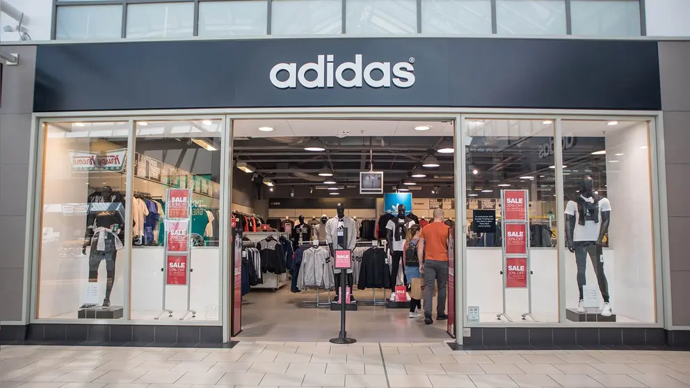 Tienda Adidas de ropa de moda
