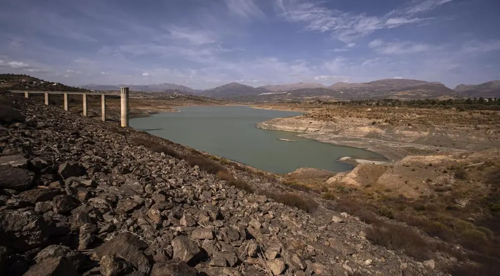 El pantano de La Vi&ntilde;uela en M&aacute;laga