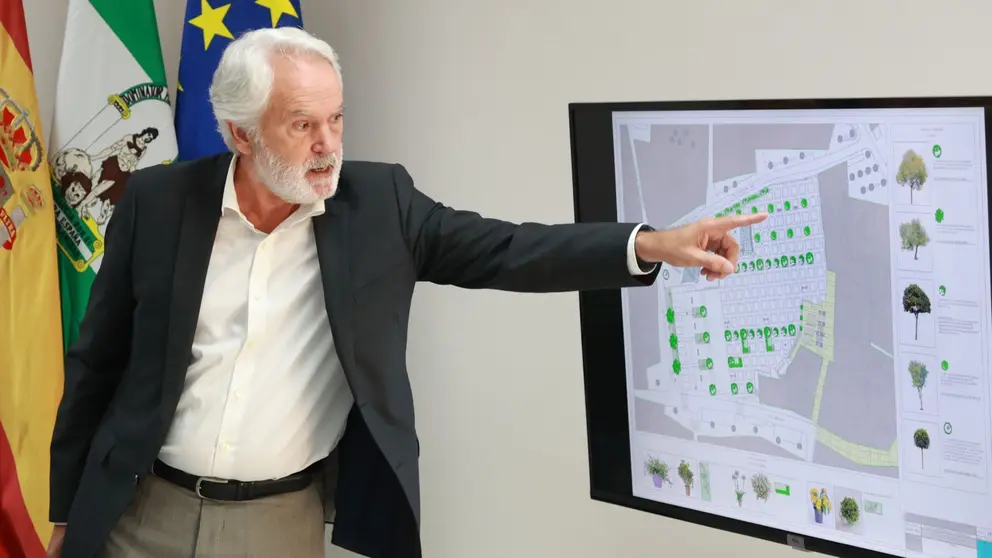 Agust&iacute;n Mu&ntilde;oz la rueda de prensa tras la Junta de Gobierno Local | Cristo Garc&iacute;a