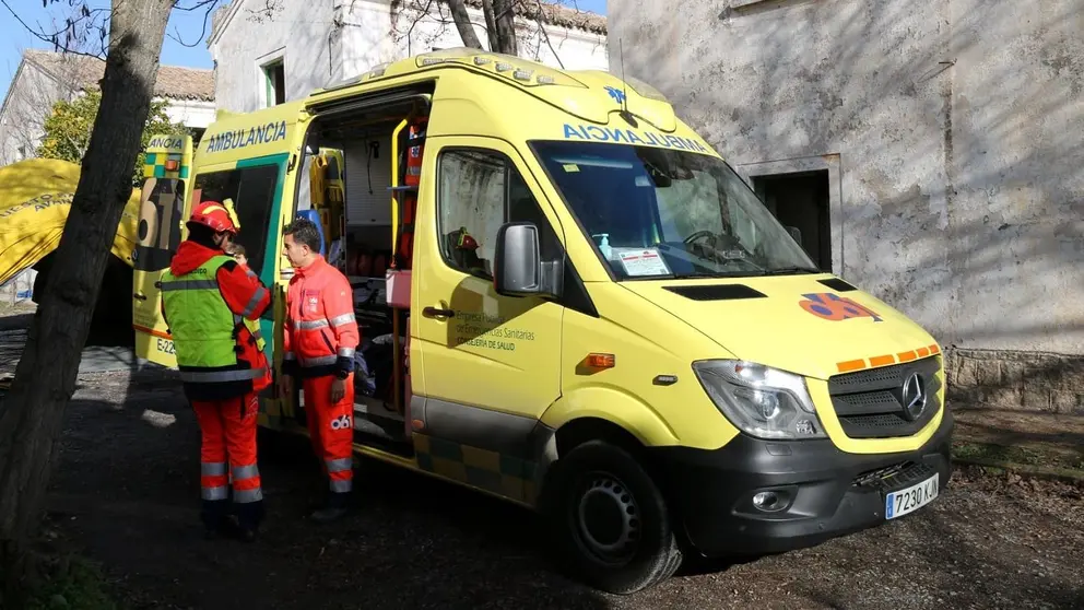 Una ambulancia se desplaz&oacute; hasta el lugar de los hechos (1)