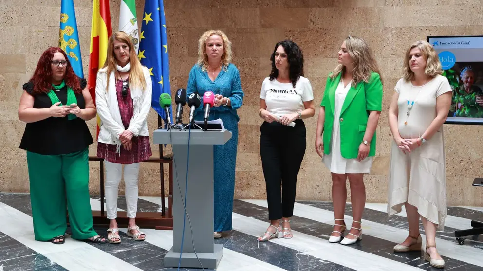 Presentaci&oacute;n del ciclo de actividades previsto por el programa &lsquo;Siempre Acompa&ntilde;ados&rsquo; | Cristo Garc&iacute;a