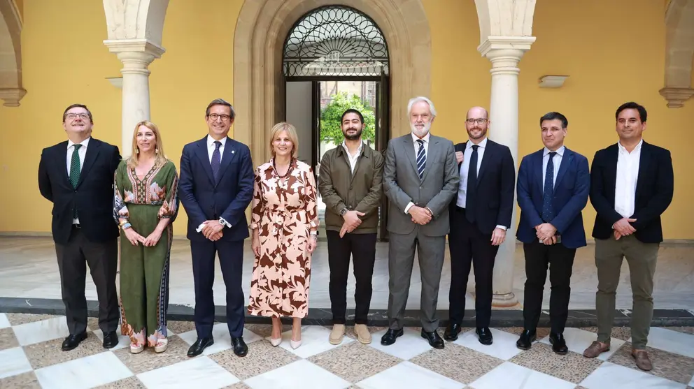 Presentaci&oacute;n del convenio entre el Ayuntamiento de Jerez y Plug & Play | Cristo Garc&iacute;a