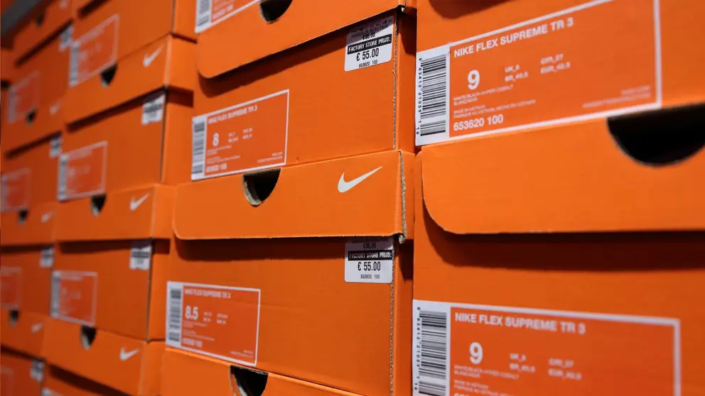 Cajas de la firma NIKE